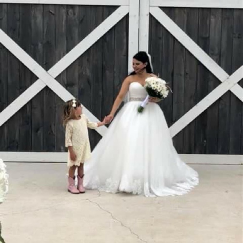 Wedding dress